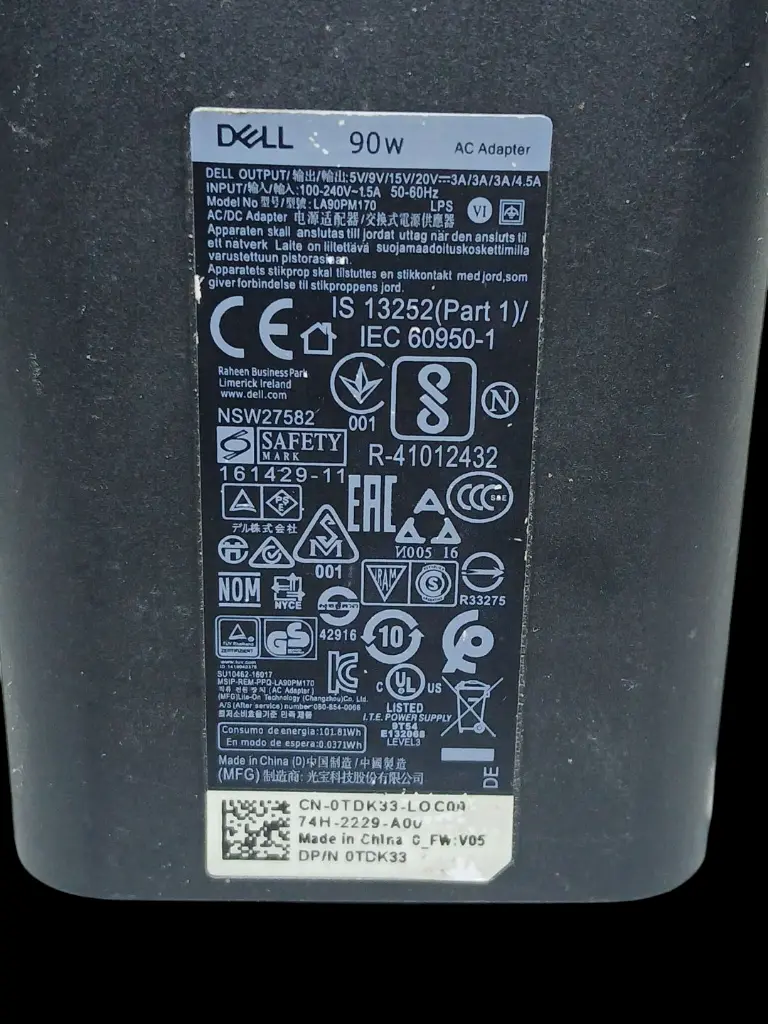 Dell Cargador 5V 9V 15V 20V 3 - 4.5A 90W (2).webp