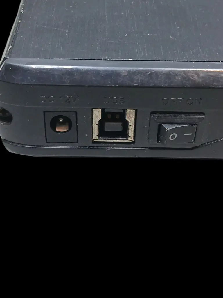 Enclose Sata HDD Grande (2).webp